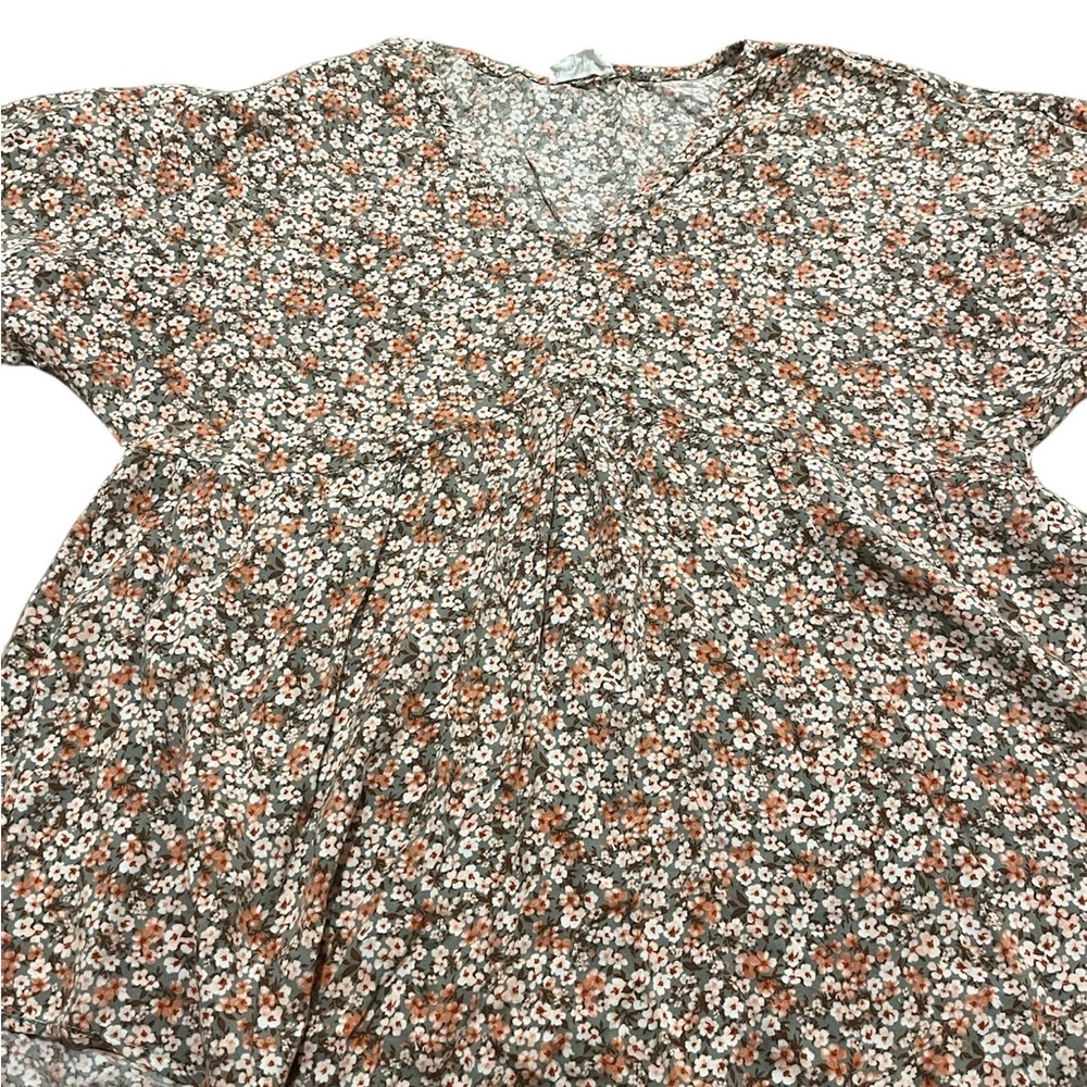 Emily Wonder Women’s Flowy Floral Blouse